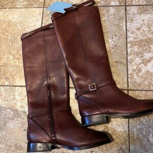 New Antonio Melani size 8.5 boots